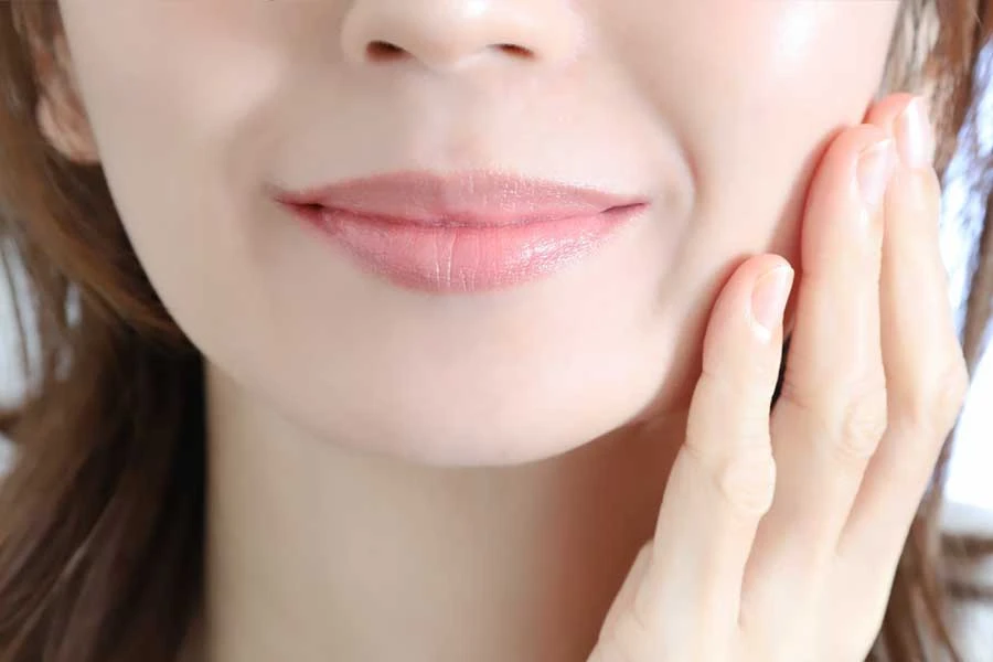 シワ・ほうれい線を改善したい女性