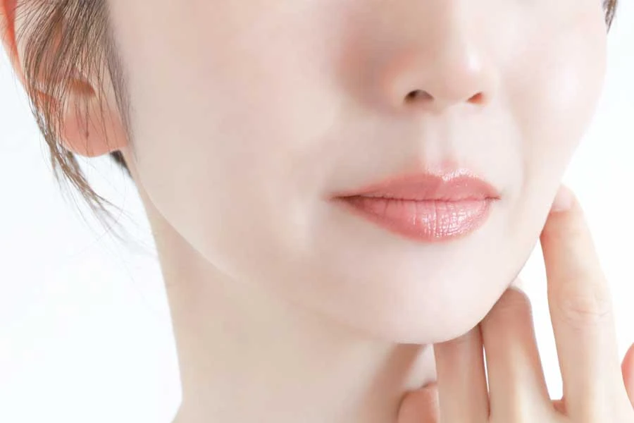 毎日のメイクを楽に・素顔に自信をもちたい女性